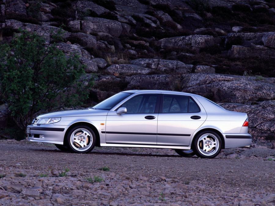  Saab 9-5 Aero Sedan 1999 года  (фото 7 из 31)